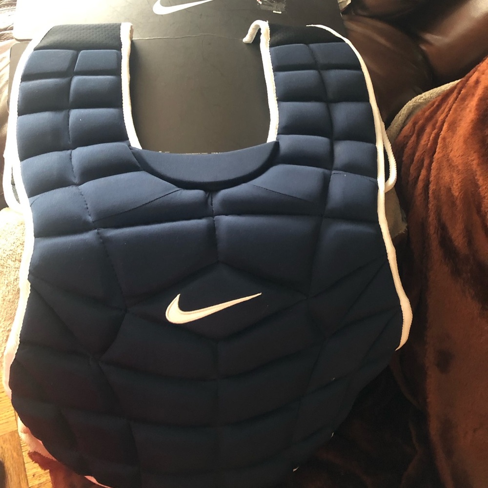 Nike Vapor catchers chest protector